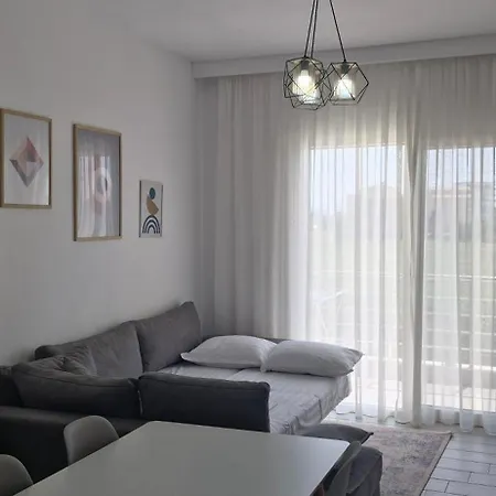Vaso Apartment, Qerret Golem (Tirana)