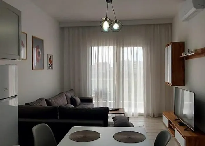 Vaso Apartment, Qerret غوليم