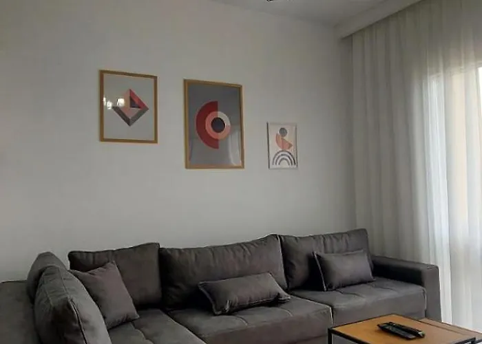 Vaso Apartment, Qerret Apartamento Golem (Tirana)