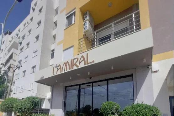 Vaso Apartment, Qerret